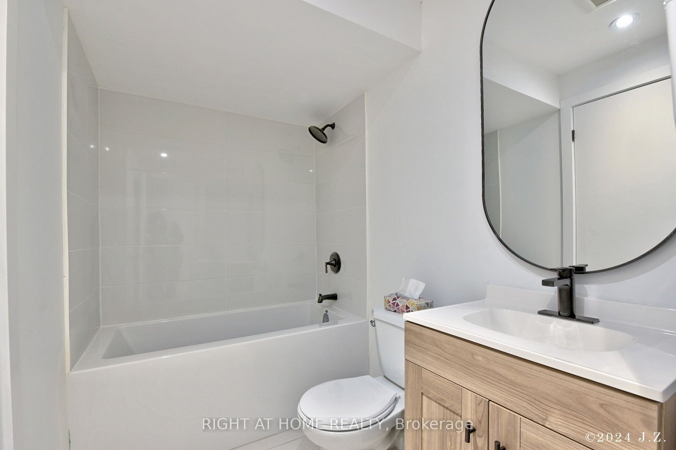 50B Lanark Avenue - Photo 4