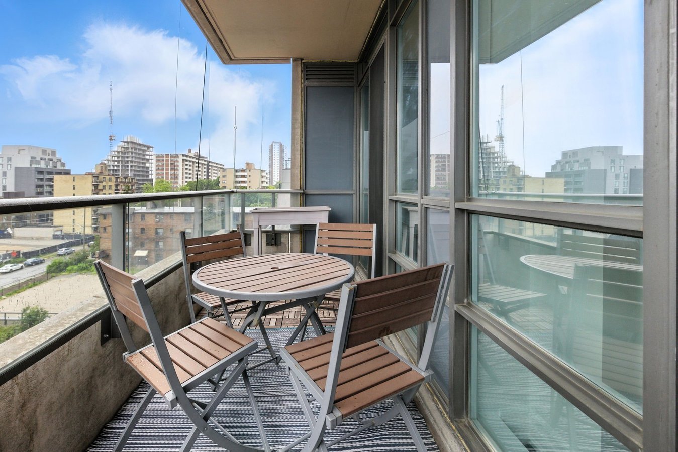 500 Saint Clair Avenue West - Photo 15