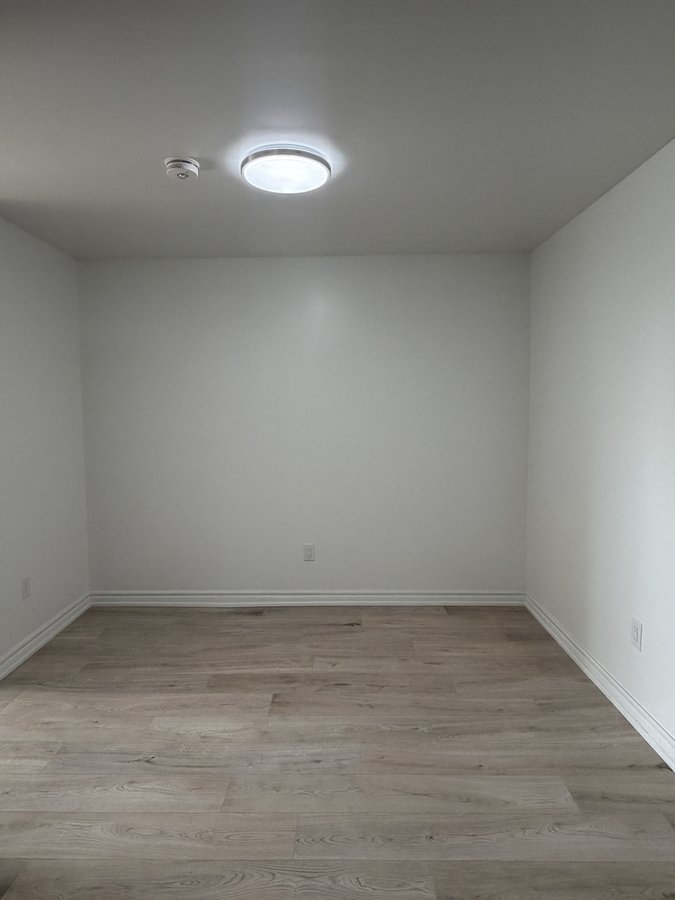 266 Glenholme Avenue - Photo 9