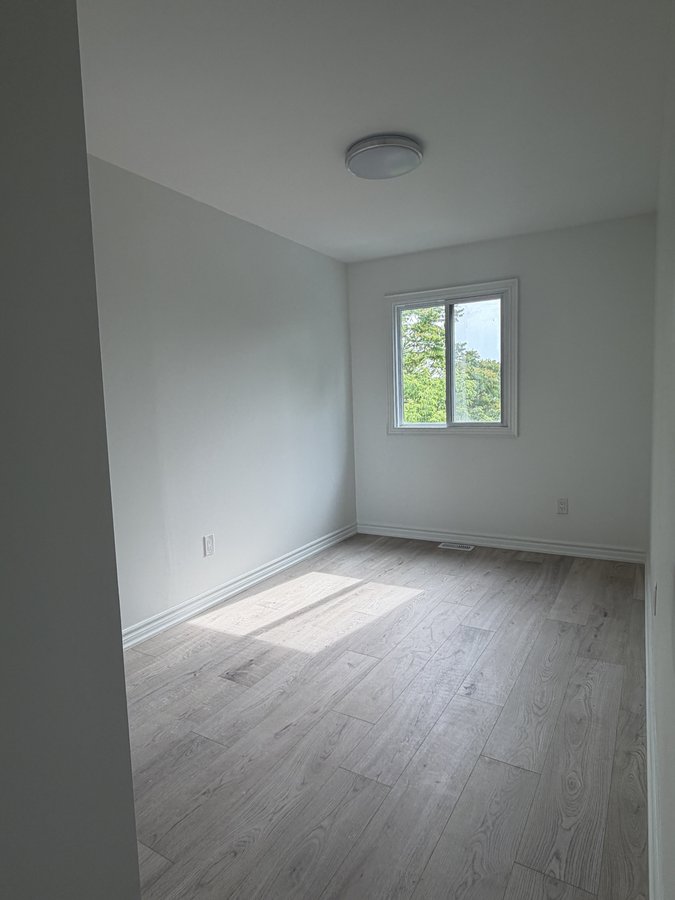 266 Glenholme Avenue - Photo 10