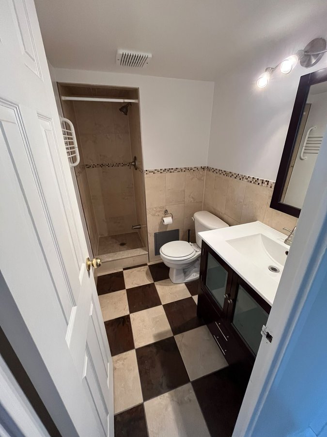 360 Ridelle Avenue - Photo 16