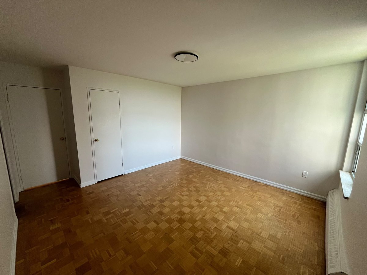 360 Ridelle Avenue - Photo 17