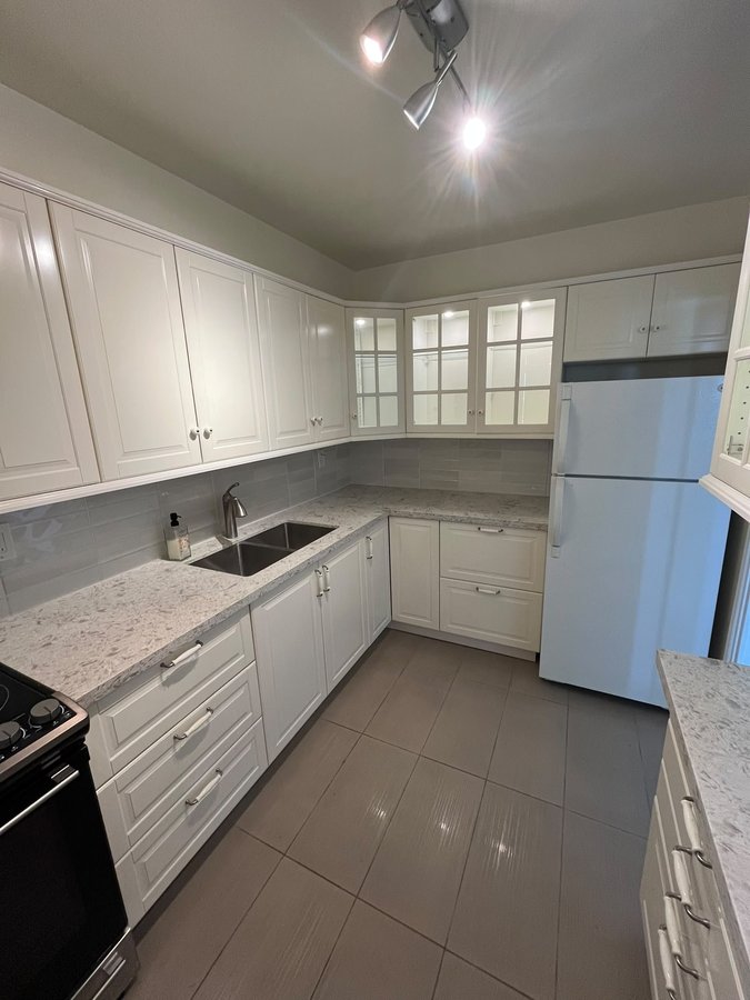 360 Ridelle Avenue - Photo 8