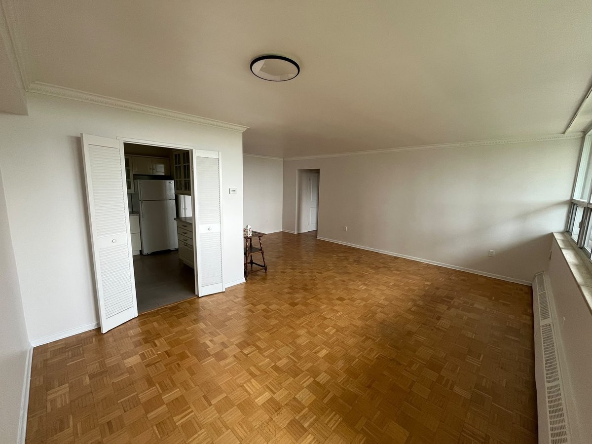 360 Ridelle Avenue - Photo 3