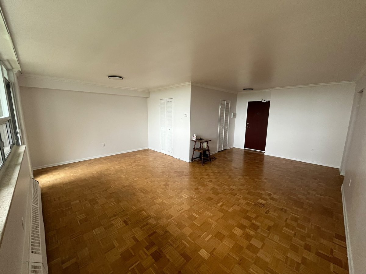 360 Ridelle Avenue - Photo 2