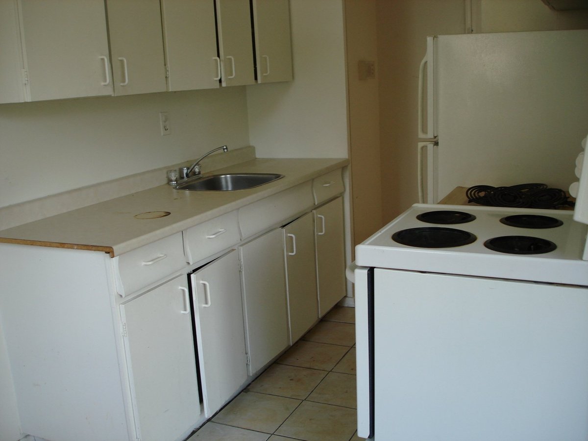 4075 Old Dundas Street - Photo 4