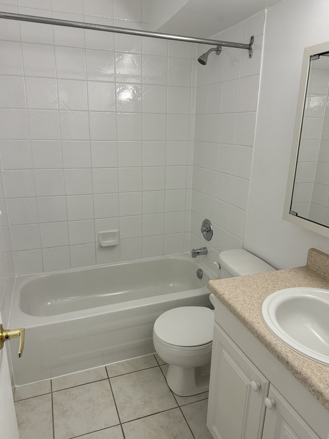 100 Raglan Avenue - Photo 9