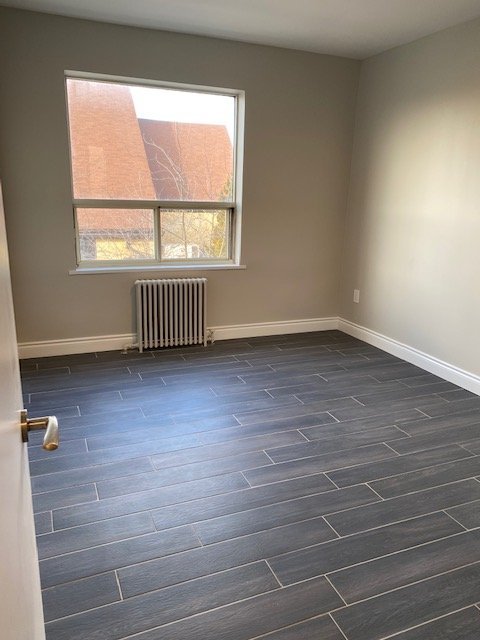 2558 Eglinton Avenue West - Photo 8