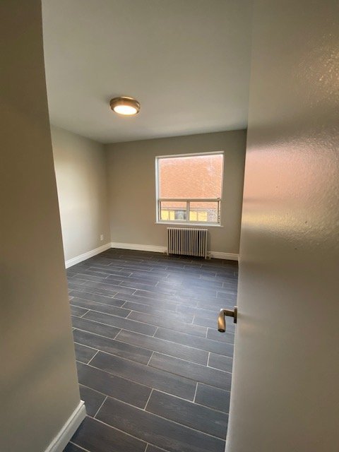 2558 Eglinton Avenue West - Photo 4