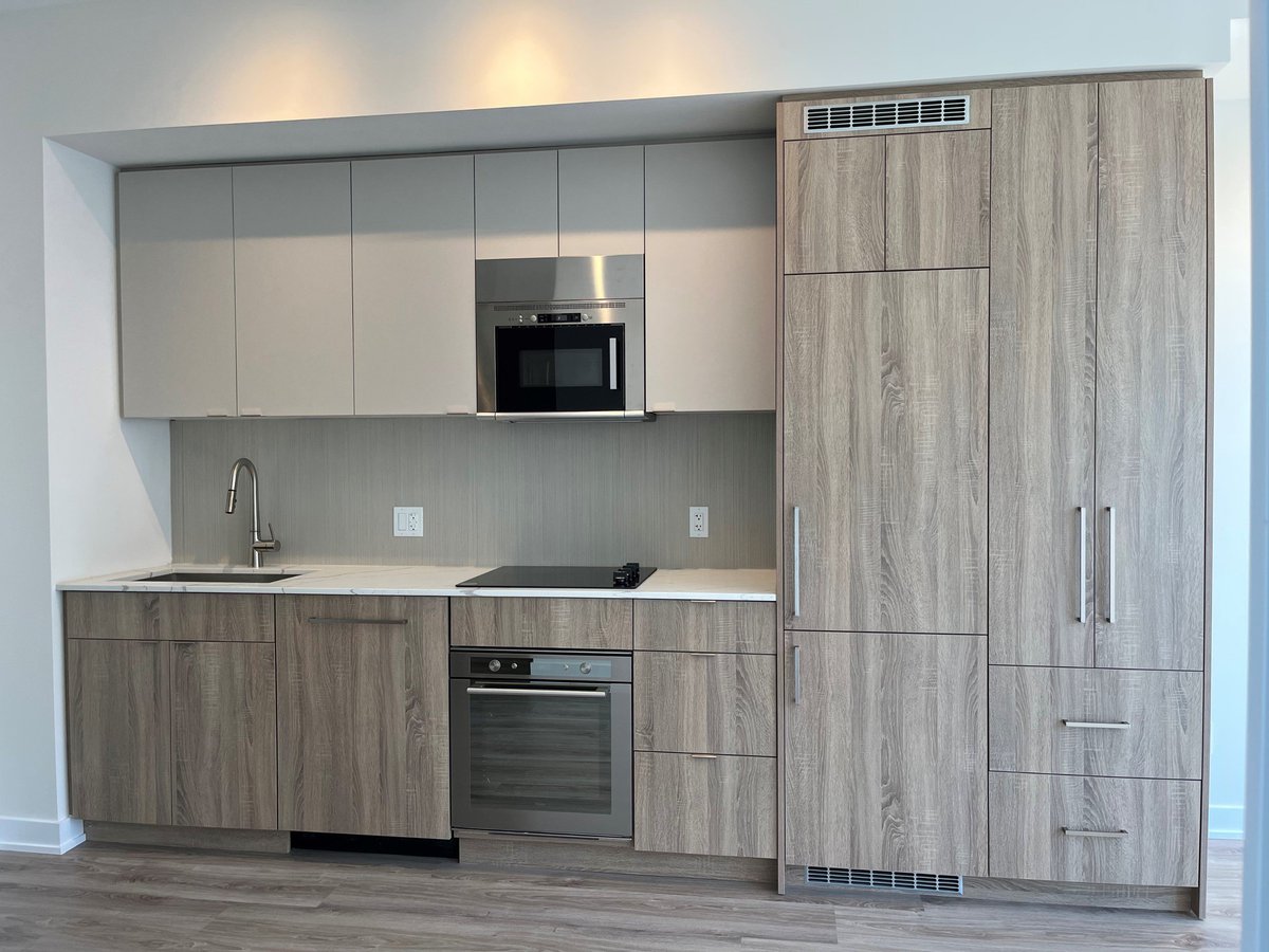 840 Saint Clair Avenue West - Photo 3