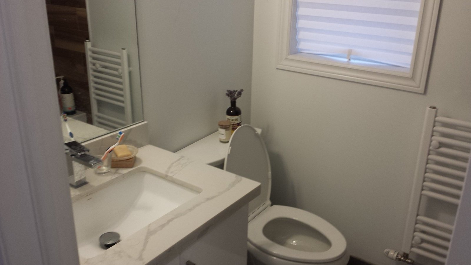 364 Lauder Avenue - Photo 2