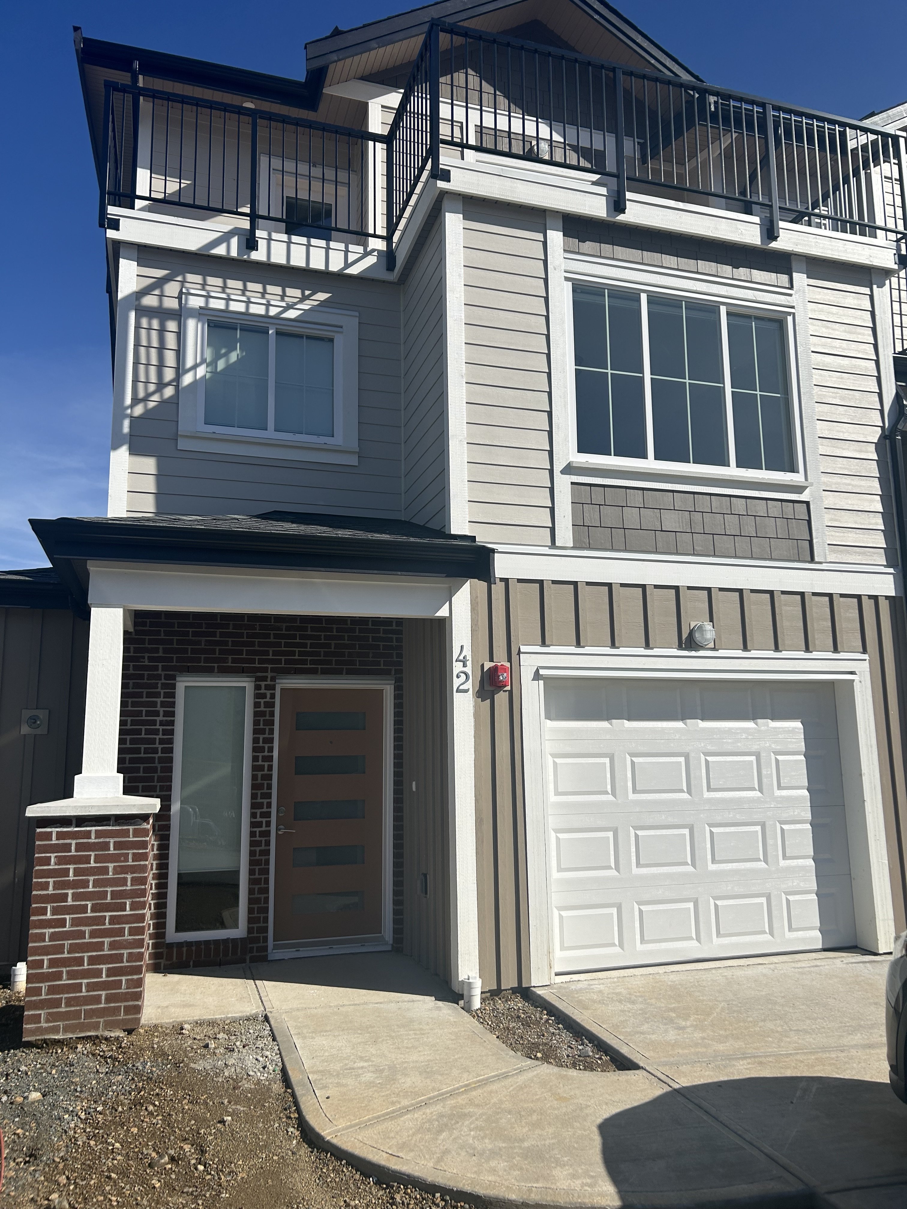 Rentals.ca 1928 Woodside Boulevard, Agassiz BC for Rent