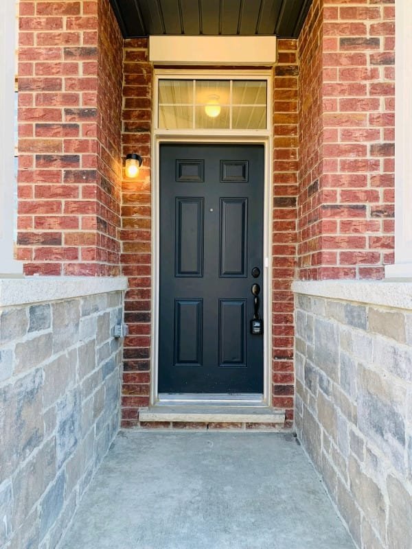 6 Bellerive Lane, Ajax, ON Room for rent