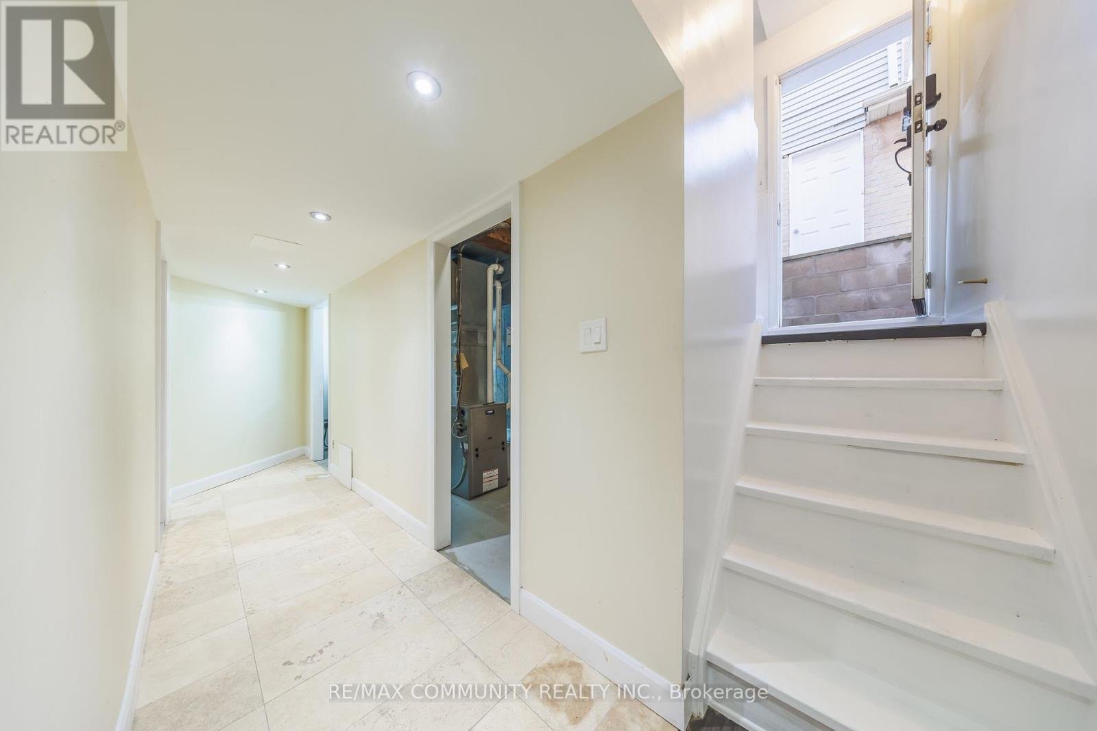 Rentals.ca 58 Chapman Street, Ajax ON for Rent