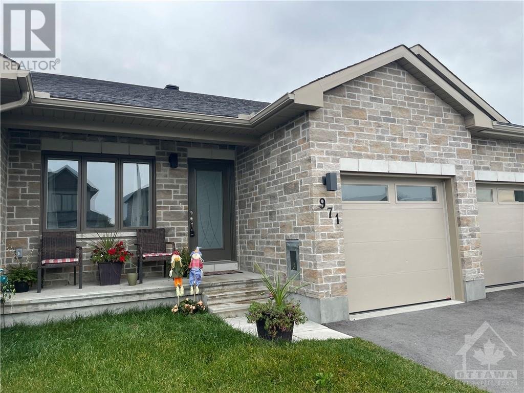 Rentals.ca 971 LEISHMAN Drive, Almonte ON for Rent