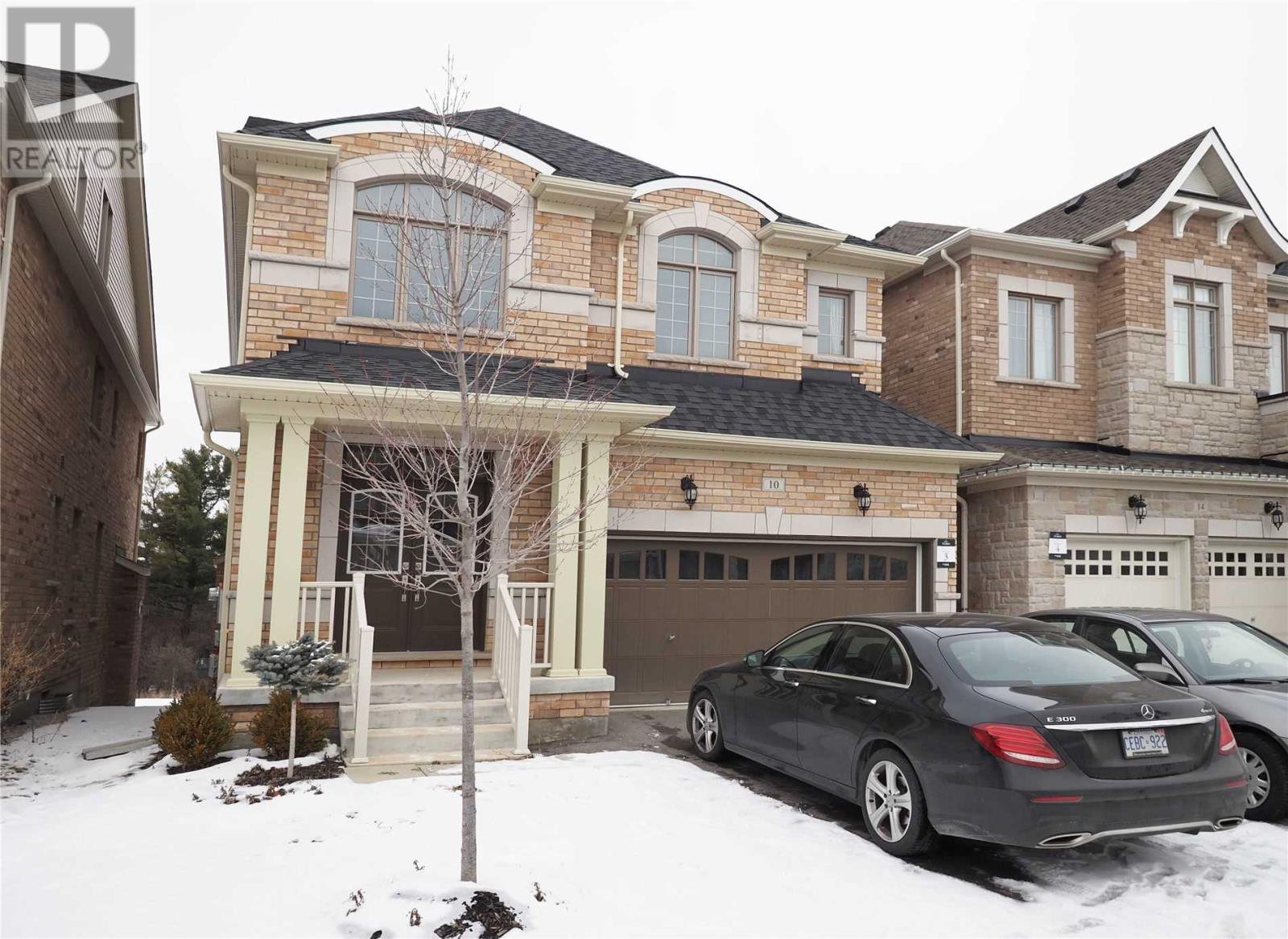 Rentals.ca ) 10 Warren Mcbride Crescent, Aurora ON for Rent