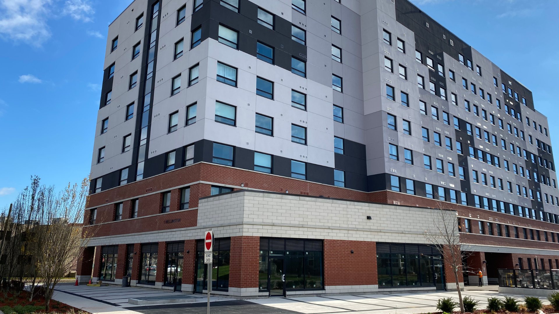 Rentals.ca ) 1 Wellington Street, Brantford ON for Rent