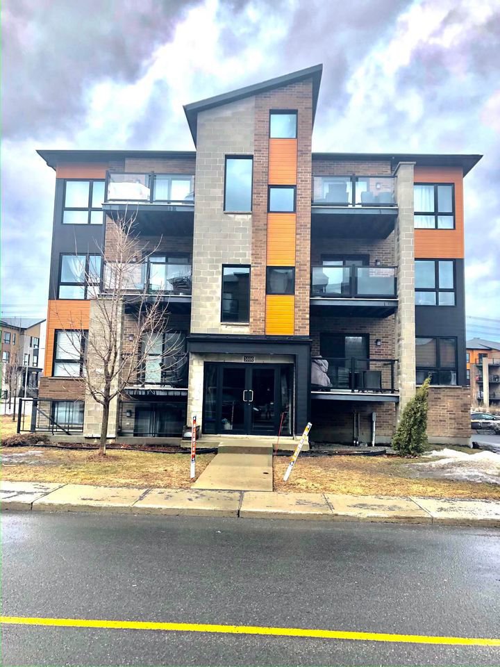 Rentals.ca ) 3800 Rue FernandFlipot, Brossard QC for Rent