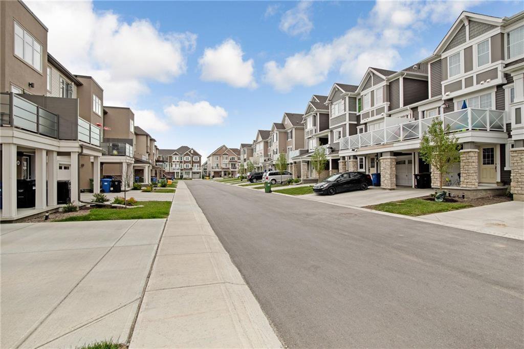 Rentals.ca ) 228 Cityscape Lane Northeast, Calgary AB for Rent