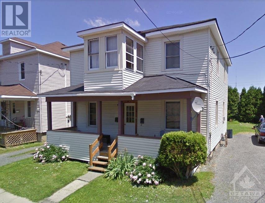 Rentals.ca 312 LOUISA Street, Cornwall ON for Rent
