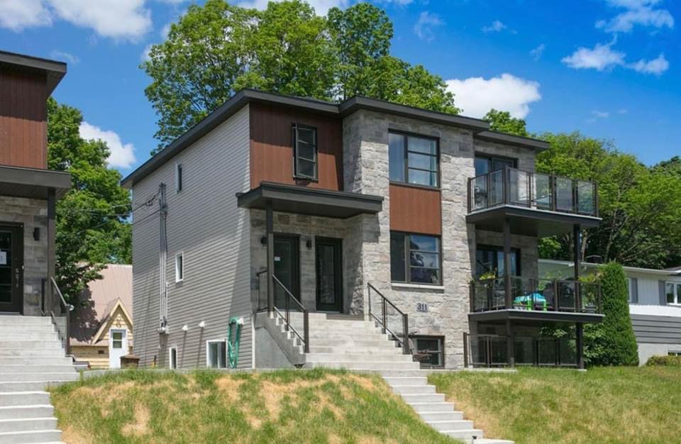 Rentals.ca 311 Rue d'Ottawa, Cowansville QC à louer