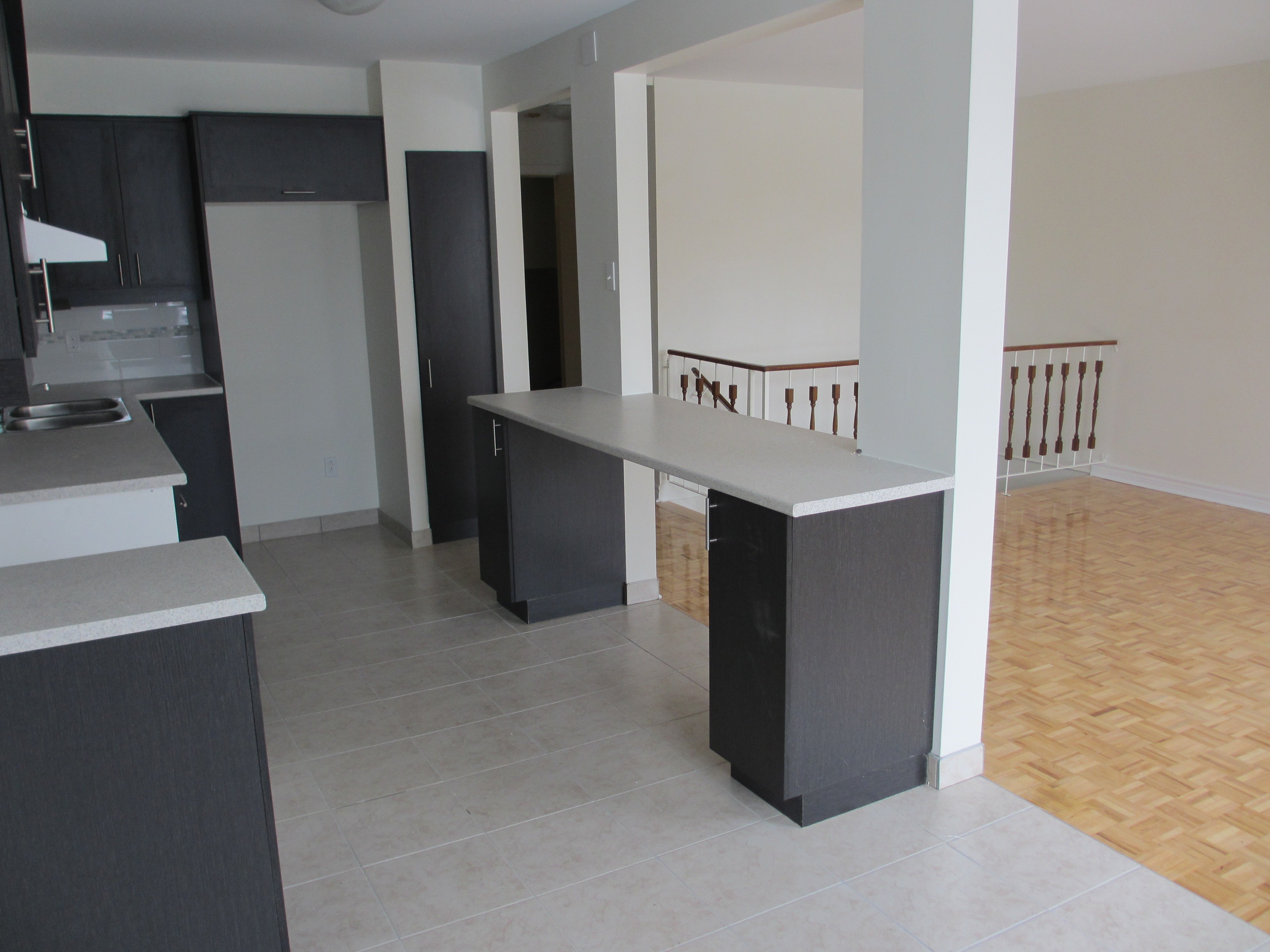 4867 Rue Arthur, DollardDes Ormeaux, QC Town House for rent