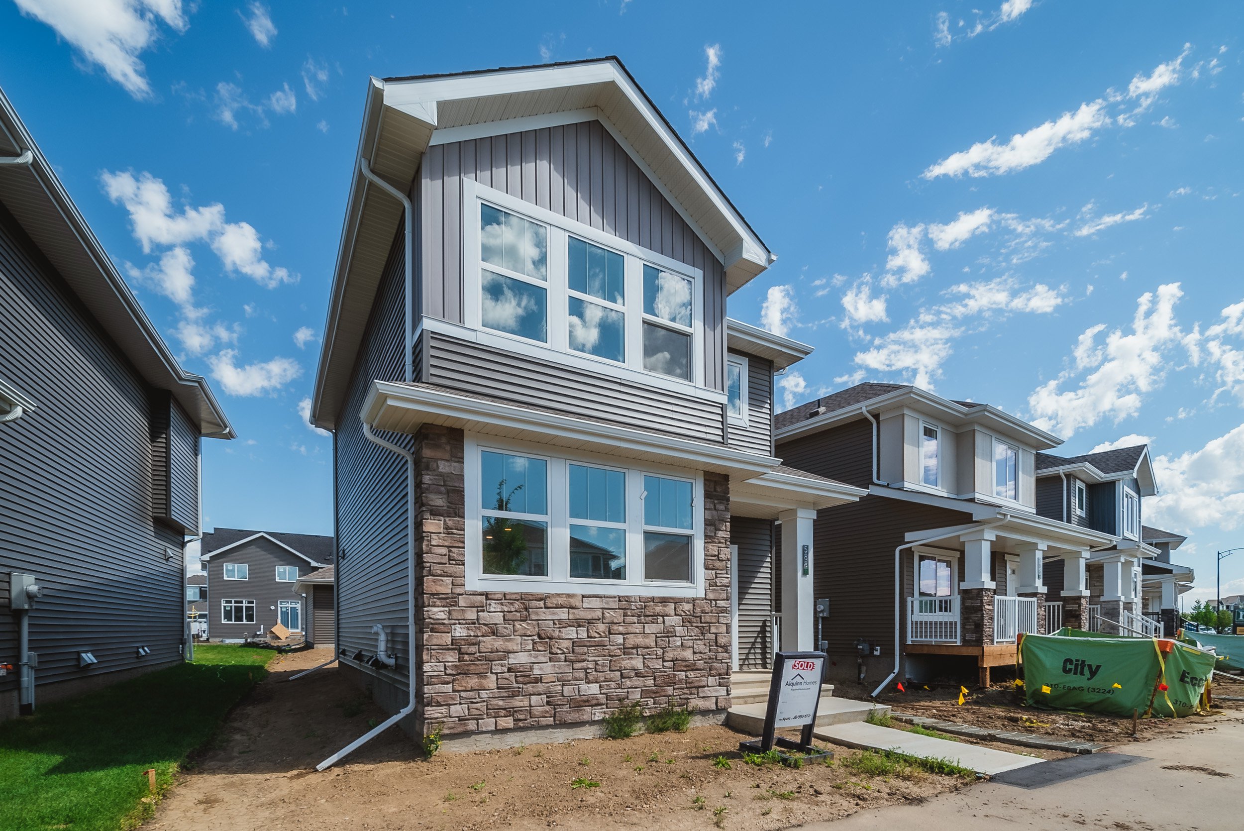 Rentals.ca ) 578 Glenridding Ravine Drive Southwest, Edmonton AB for Rent