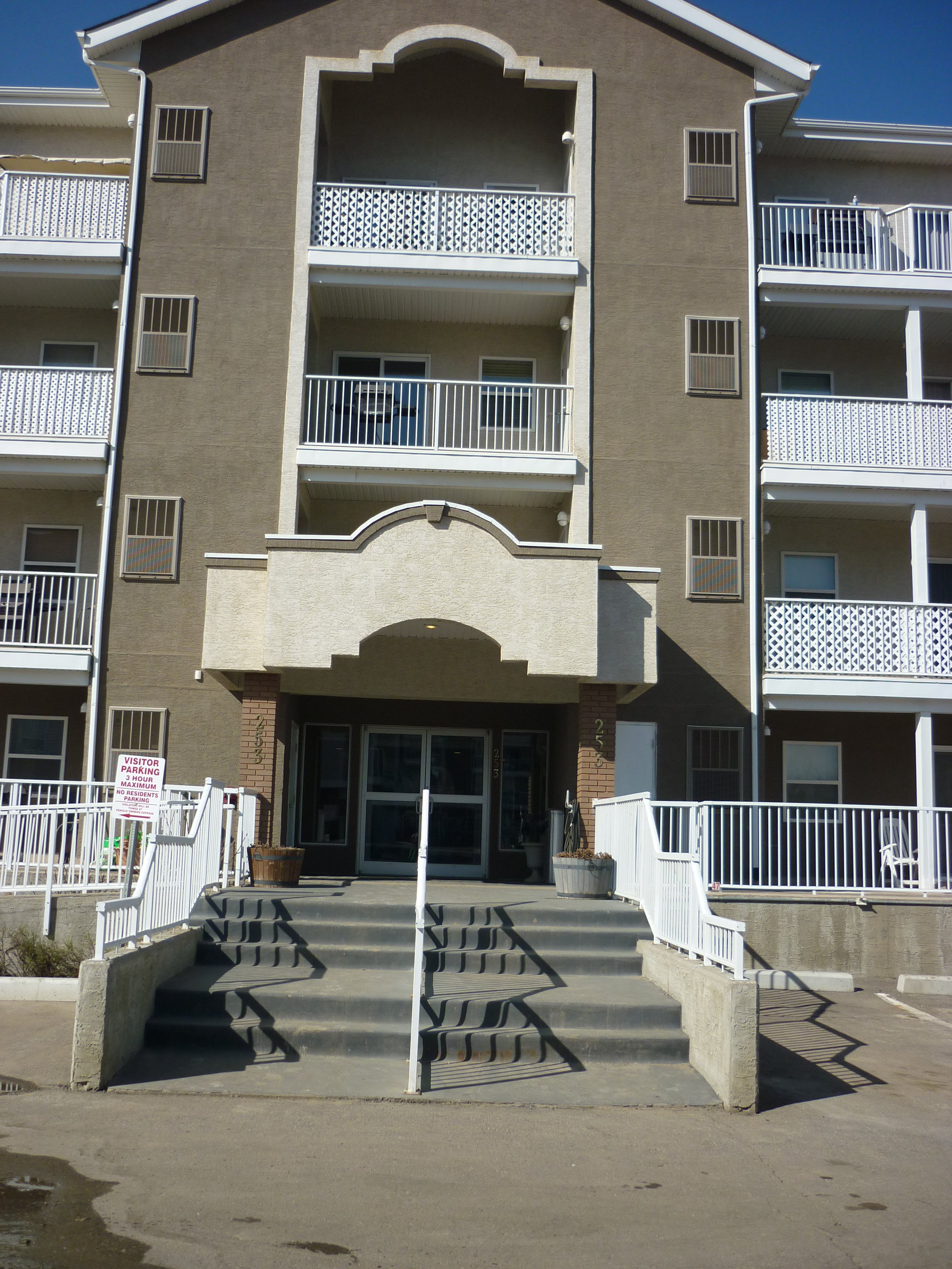 253 Gregoire Drive, Fort McMurray, AB Condo for rent