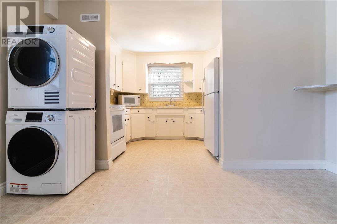 Rentals.ca ) 184 Orell Street Unit 2 (Upper level), Garson ON for Rent