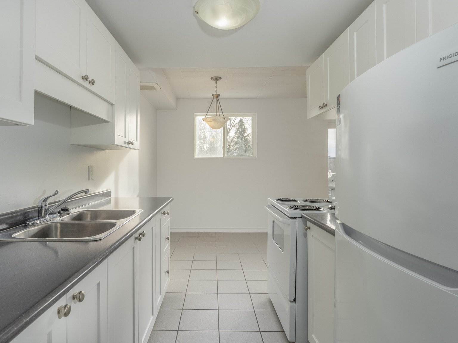 Rentals.ca 165 Old Muskoka Road, Gravenhurst ON for Rent Rentals.ca 165 Old Muskoka Road, Gravenhurst ON for Rent