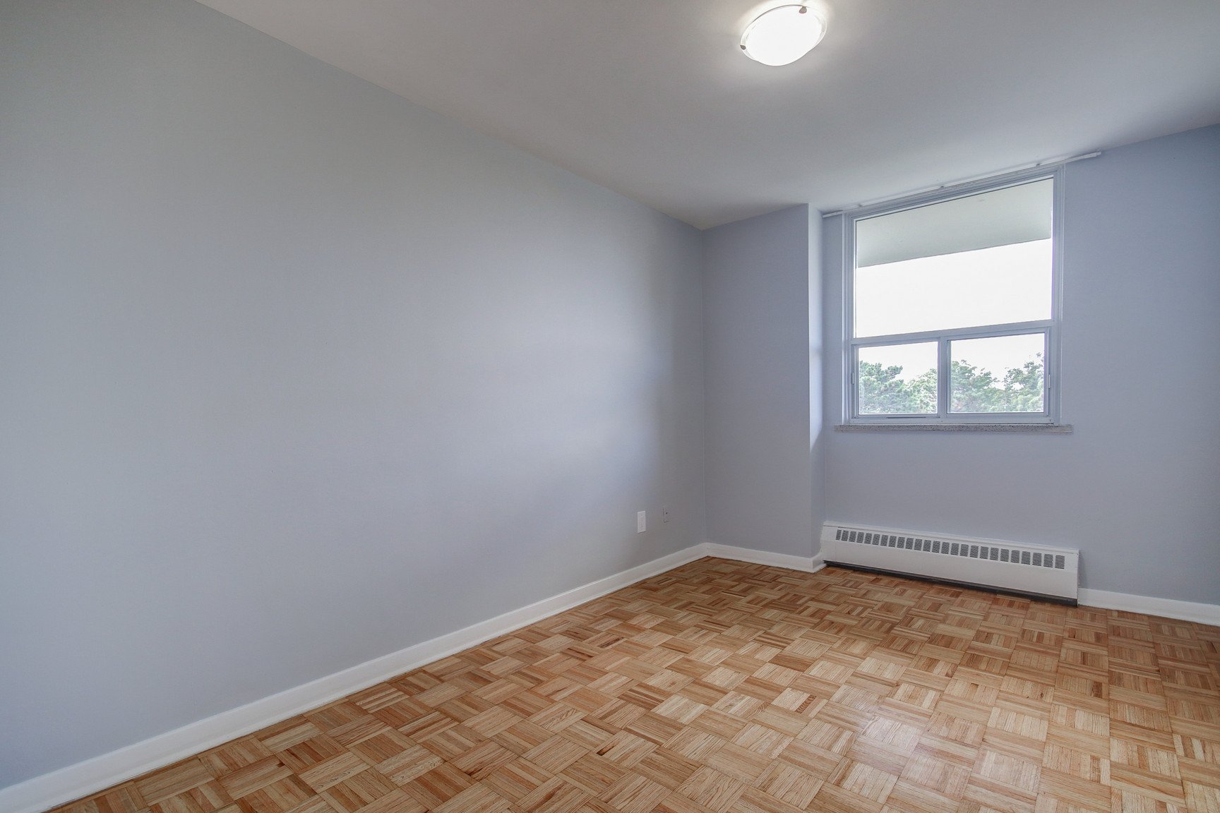 Rentals.ca ) 981 Main Street West, Hamilton ON for Rent