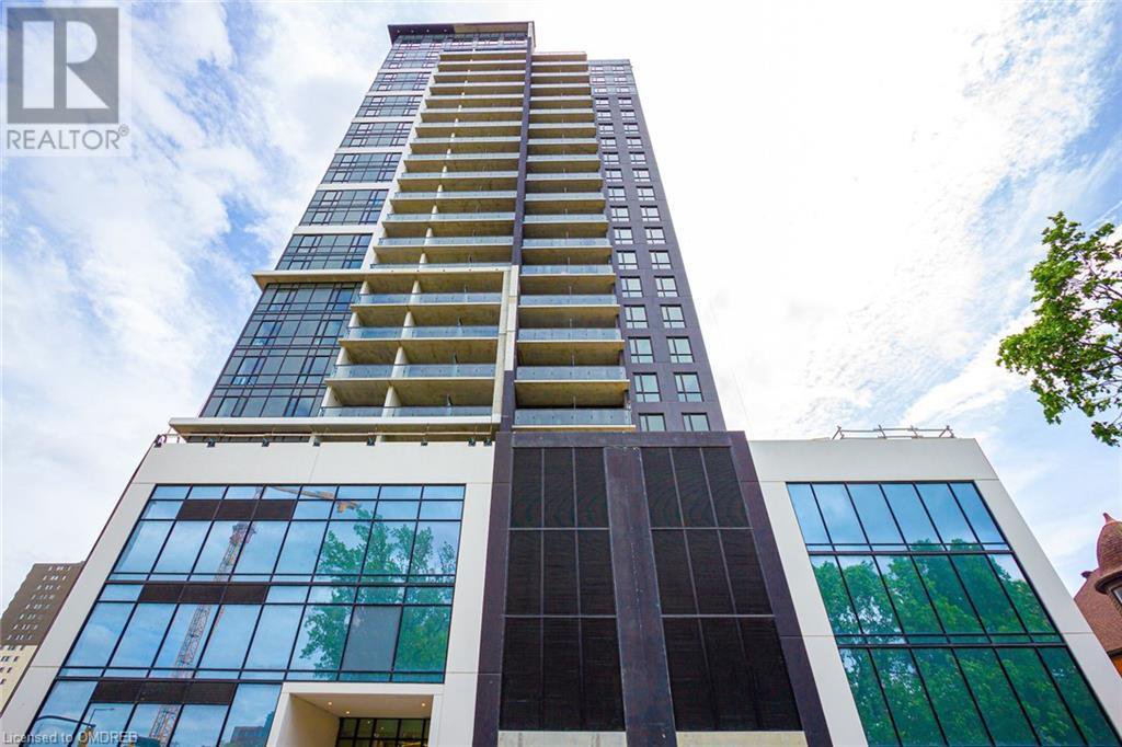 Rentals.ca ) 15 QUEEN Street South,