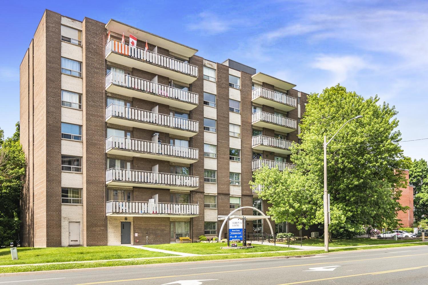 Albion Court Apartments 542 Queenston Road Hamilton ON Albion Court Apartments 542 Queenston Road Hamilton ON