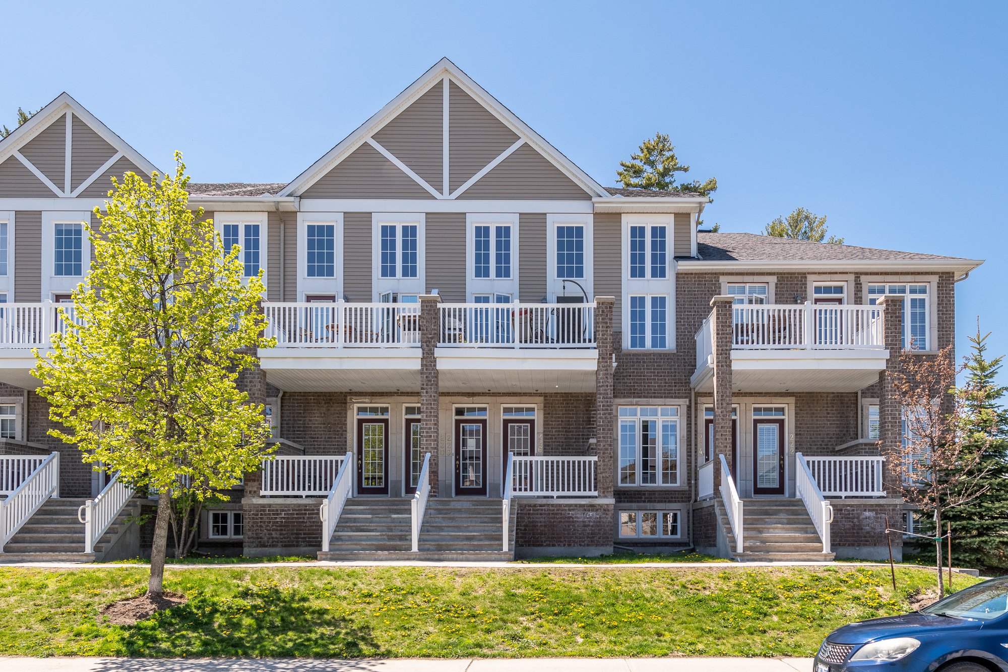 Rentals.ca ) 226 Kinghaven Crescent, Kanata ON for Rent