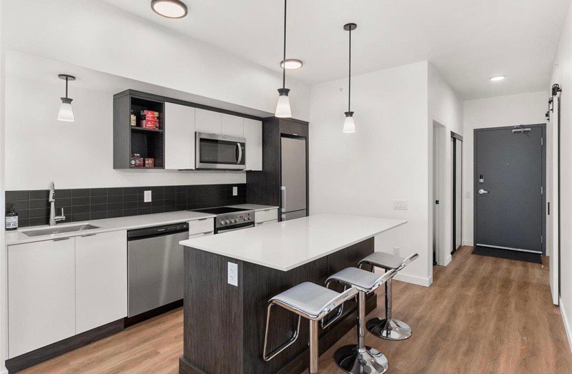 Rentals.ca ) 615 Rutland Road North, Kelowna BC for Rent