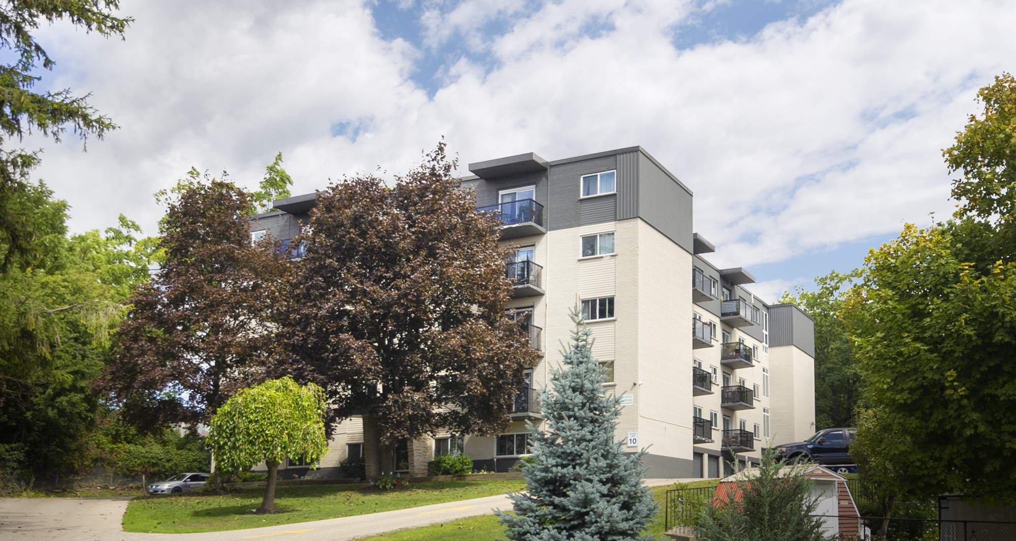 Rentals.ca ) 470 Wellington St., Kitchener ON for Rent