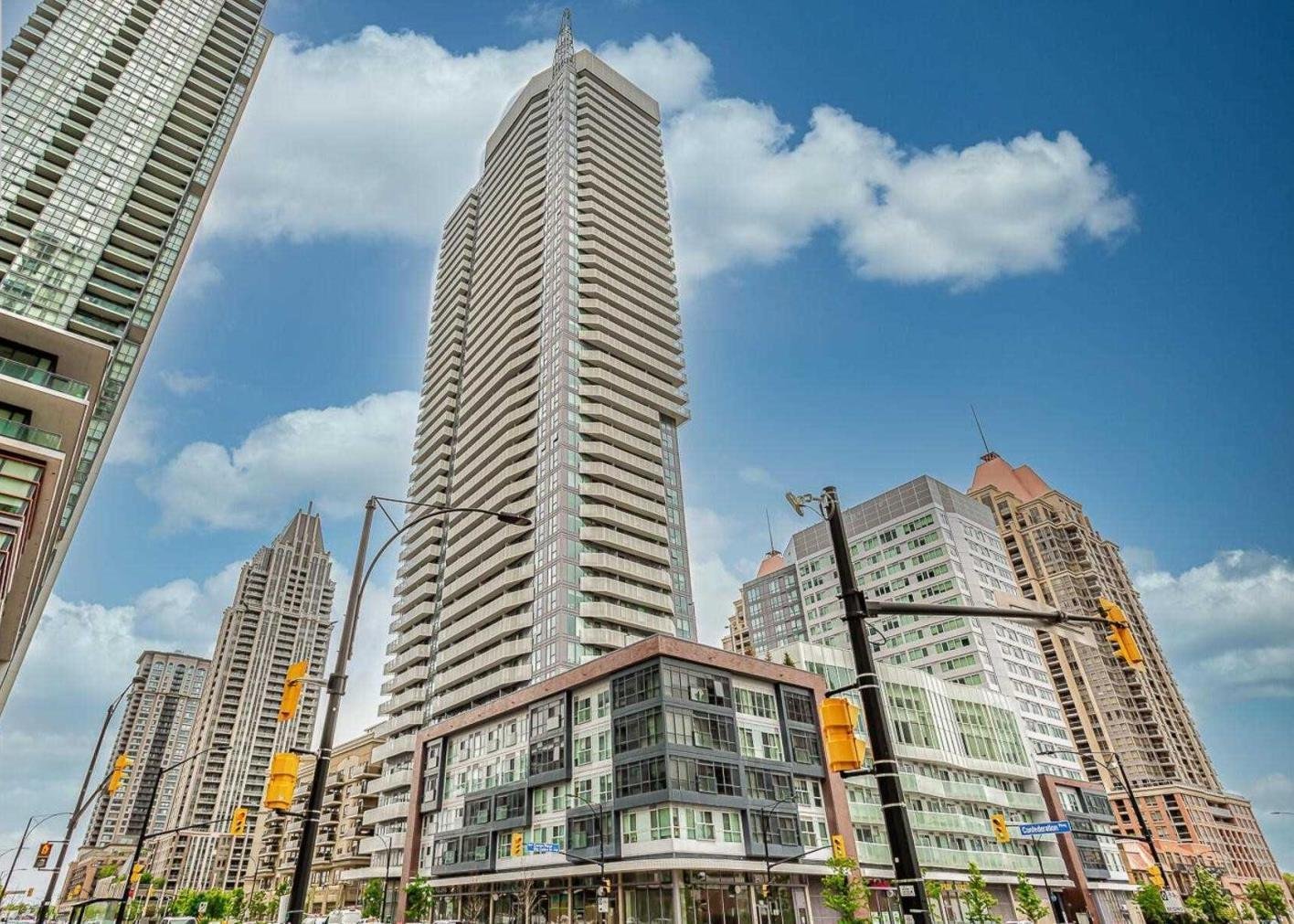 Rentals.ca ) 4065 Confederation Parkway, Mississauga ON for Rent