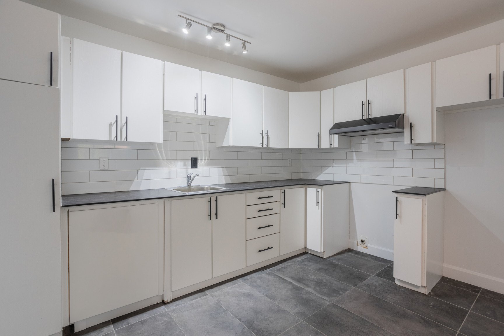 532 Nadeau, MontSaintHilaire, QC Apartment for rent