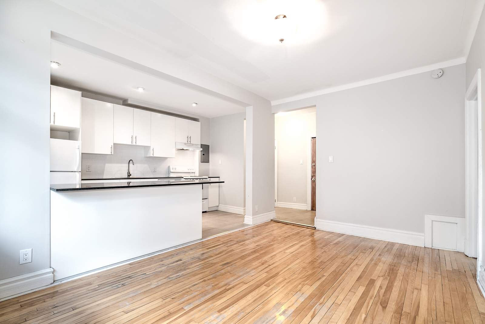 Rentals.ca ) 6101 Monkland Ave, Montréal QC for Rent