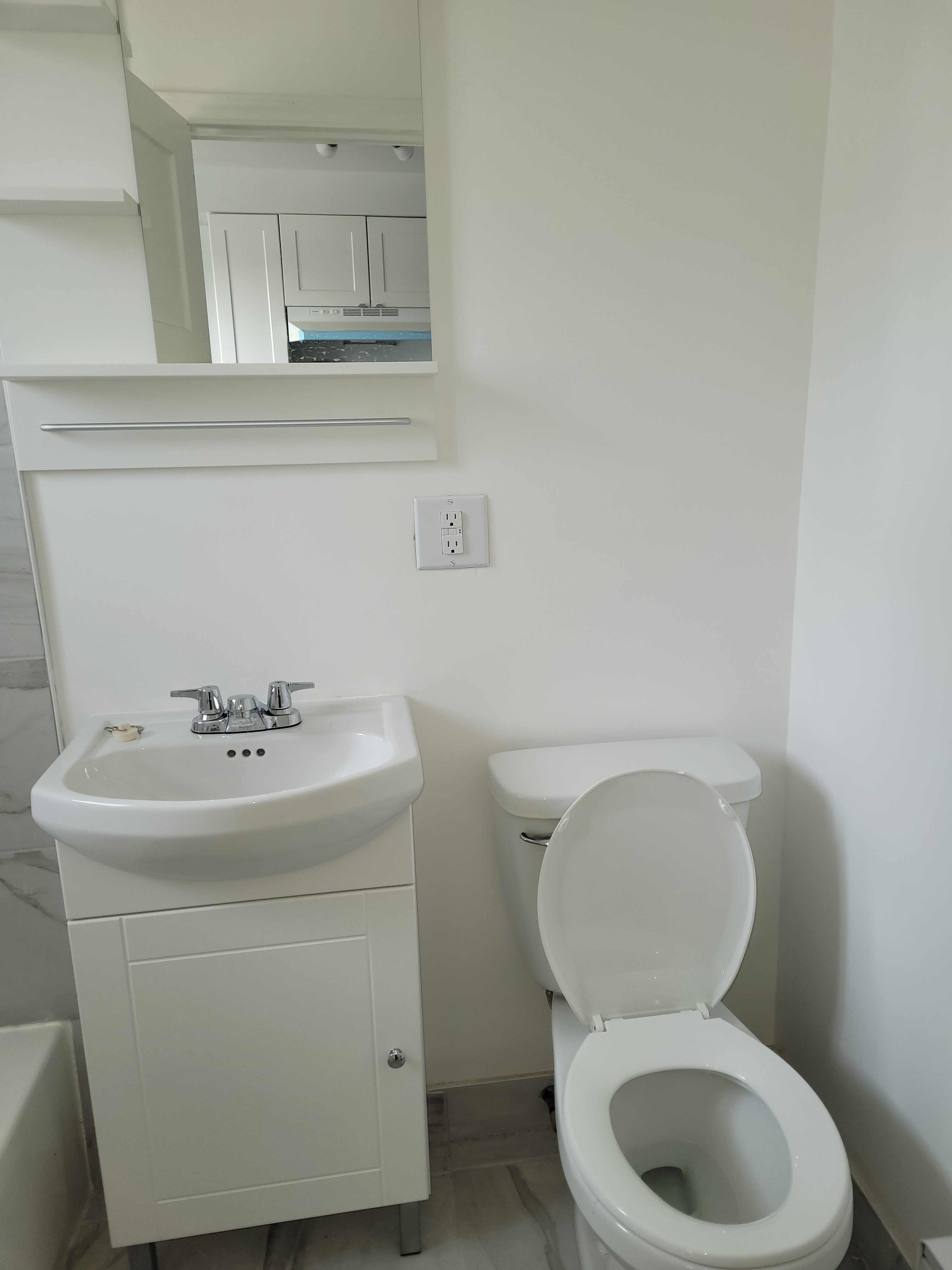 5920 Rue SaintHubert, Montréal, QC Apartment for rent