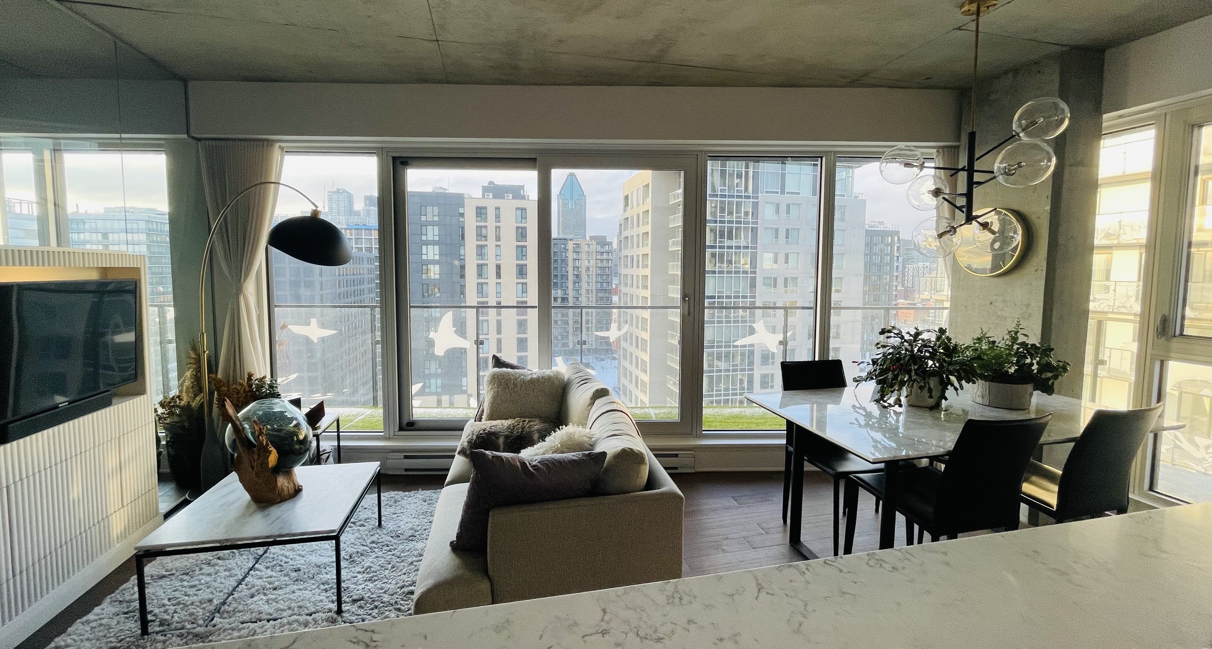 Rentals.ca 101 Rue Peel, Montréal QC for Rent