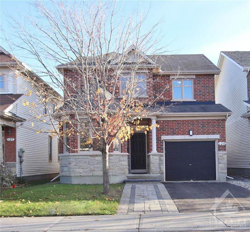Rentals.ca 129 Portrush Avenue, Nepean ON for Rent
