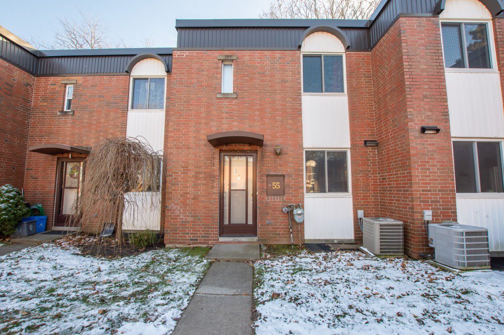 Rentals.ca ) 6476 Huggins Street 55, Niagara Falls ON for Rent