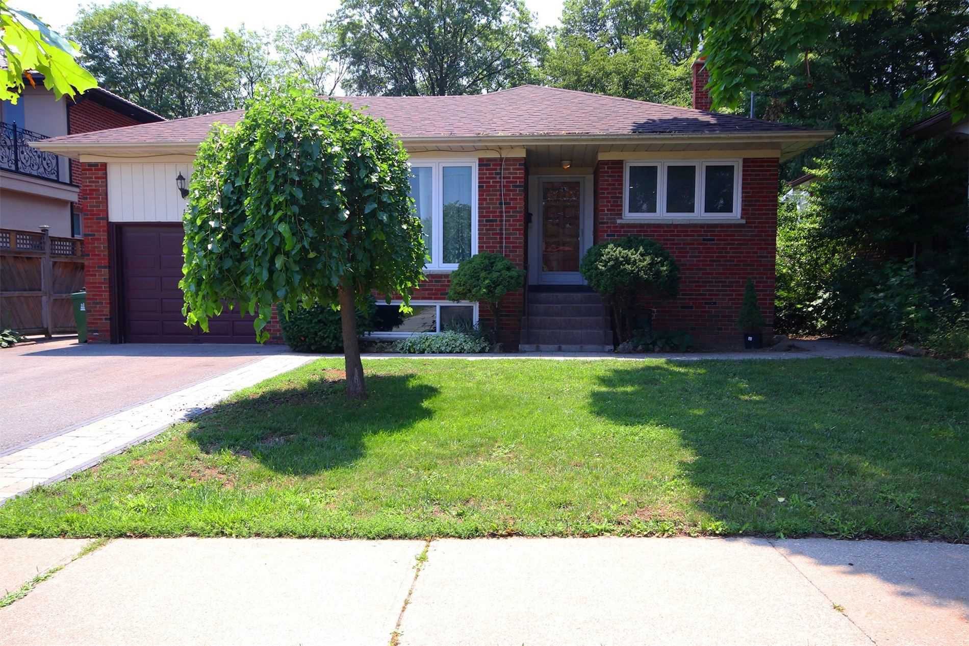 Rentals.ca ) 10 Fulwell Crescent, North York ON for Rent