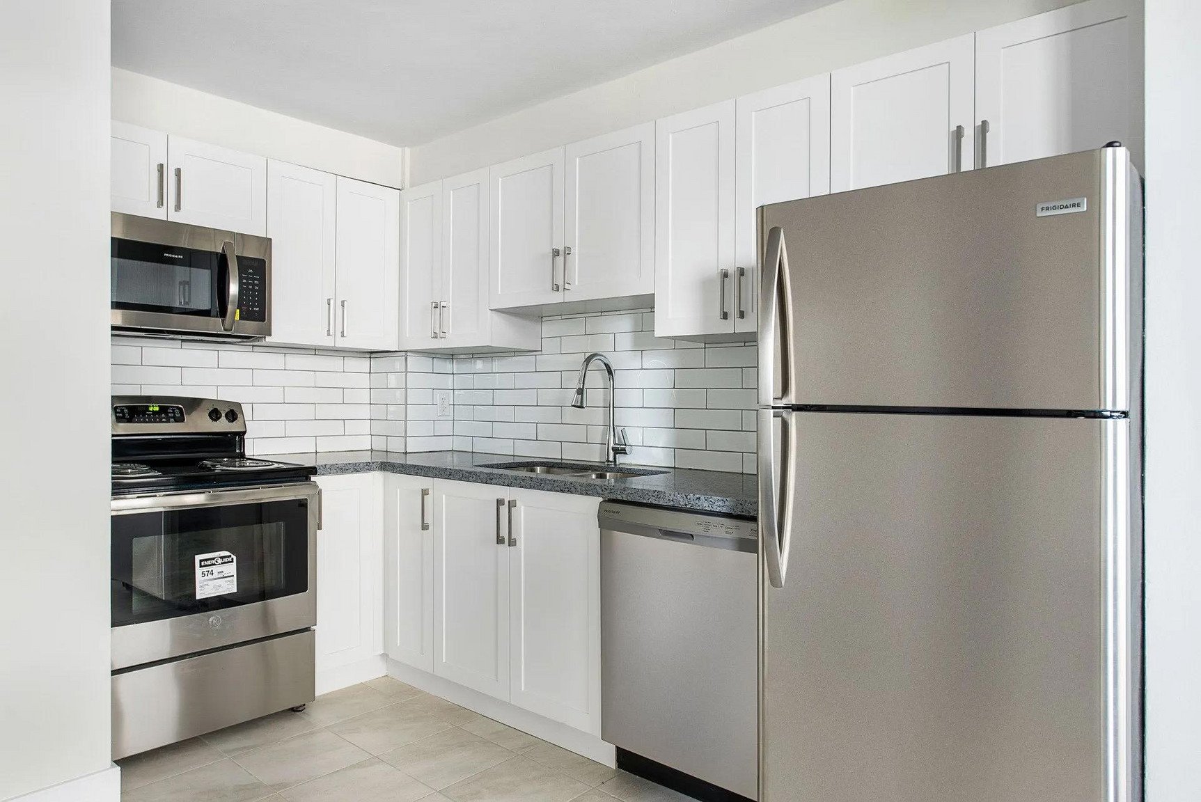 Rentals.ca ) 2292 Weston Rd., North York ON for Rent