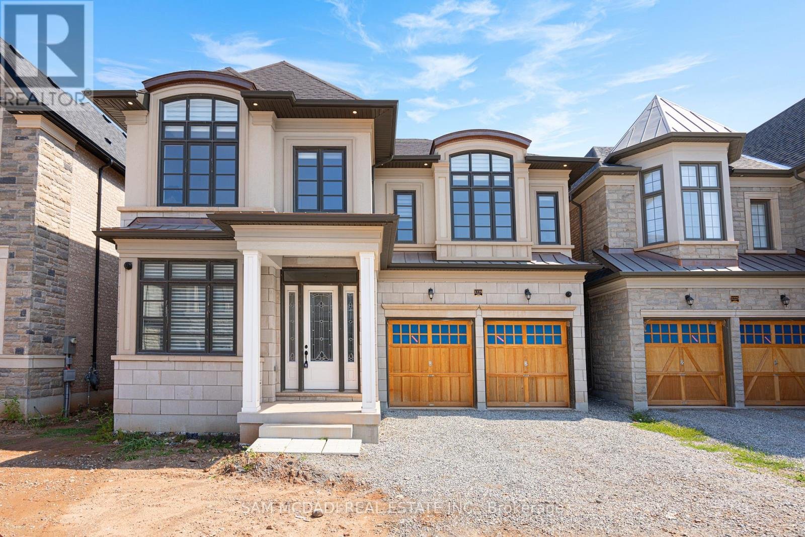 Rentals.ca 1229 Ironbridge Road, Oakville ON for Rent