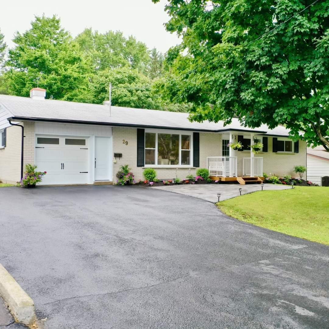 Rentals.ca 29 Esther Anne Drive, Orillia ON for Rent