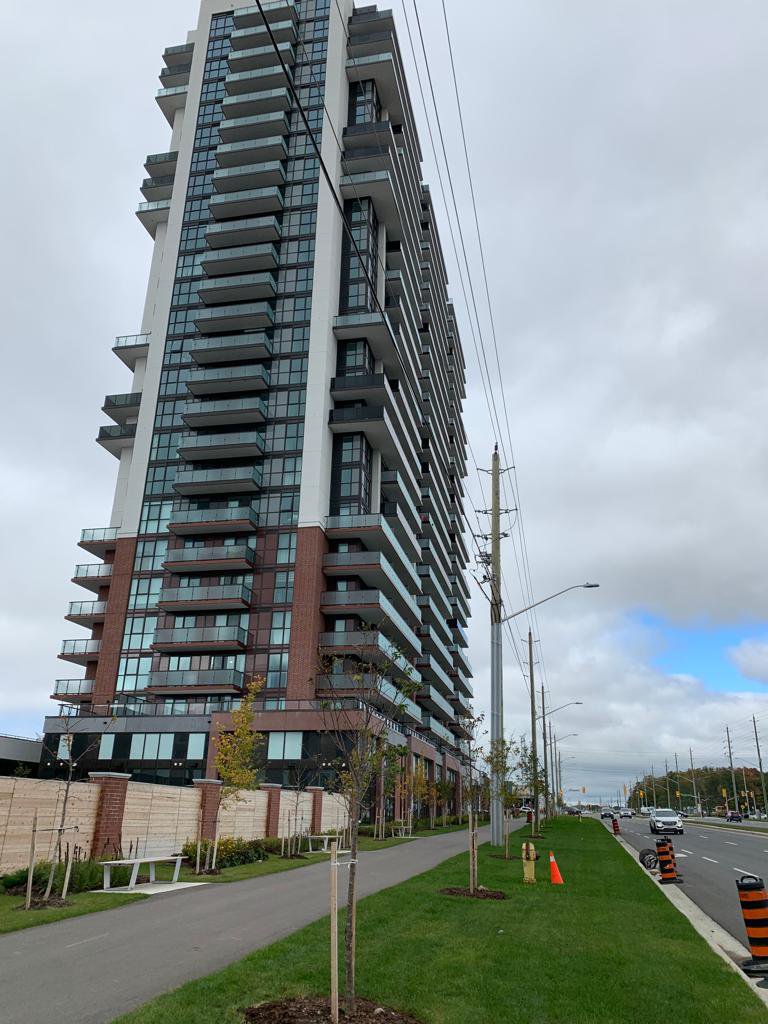 simcoe-street-north-oshawa-on-condo-for-rent