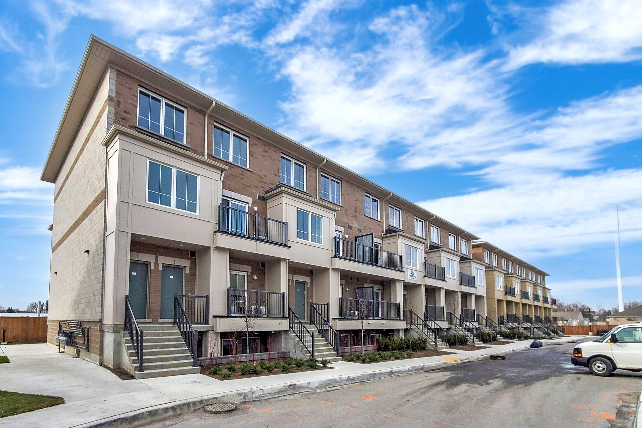 Rentals.ca ) 480 Oshawa Boulevard North, Oshawa ON for Rent