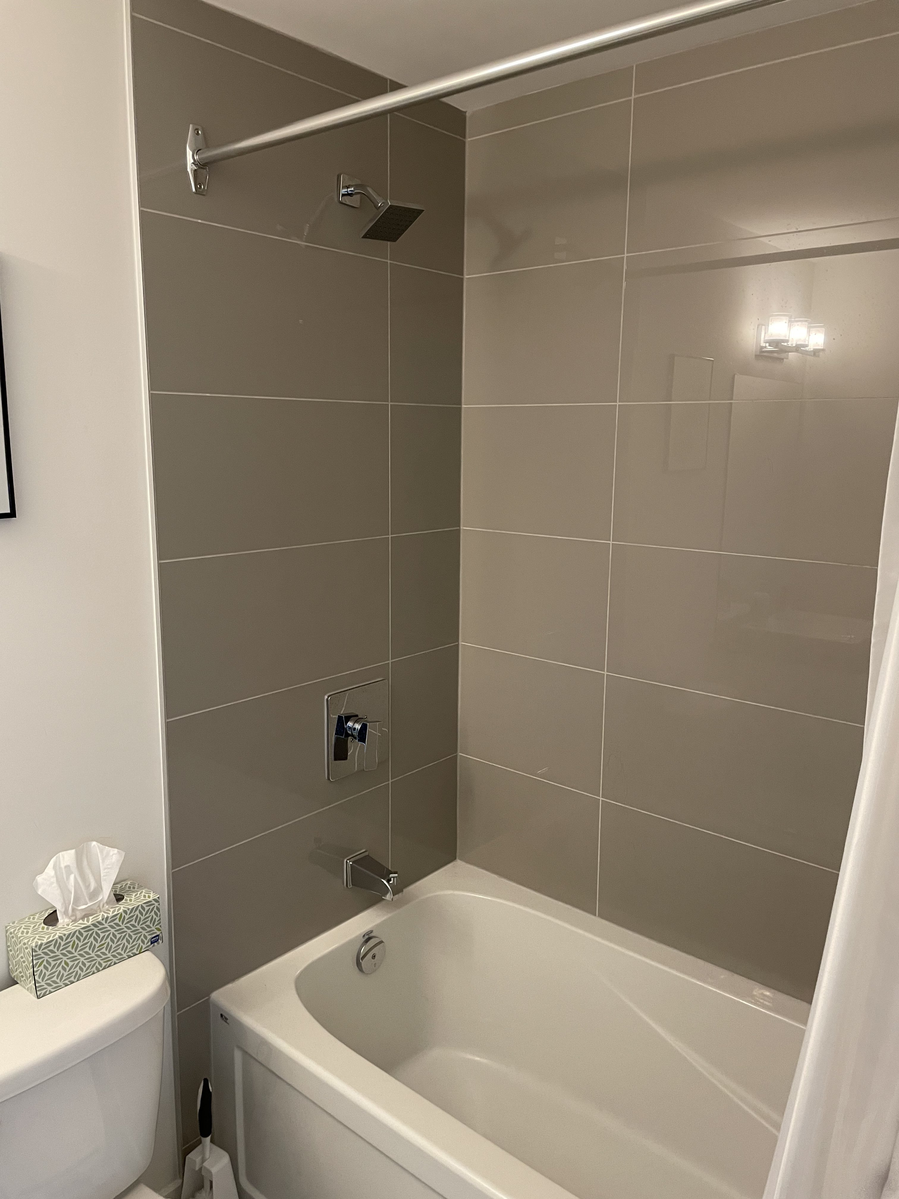 Rentals.ca ) 121 Parkdale Avenue, Ottawa ON for Rent